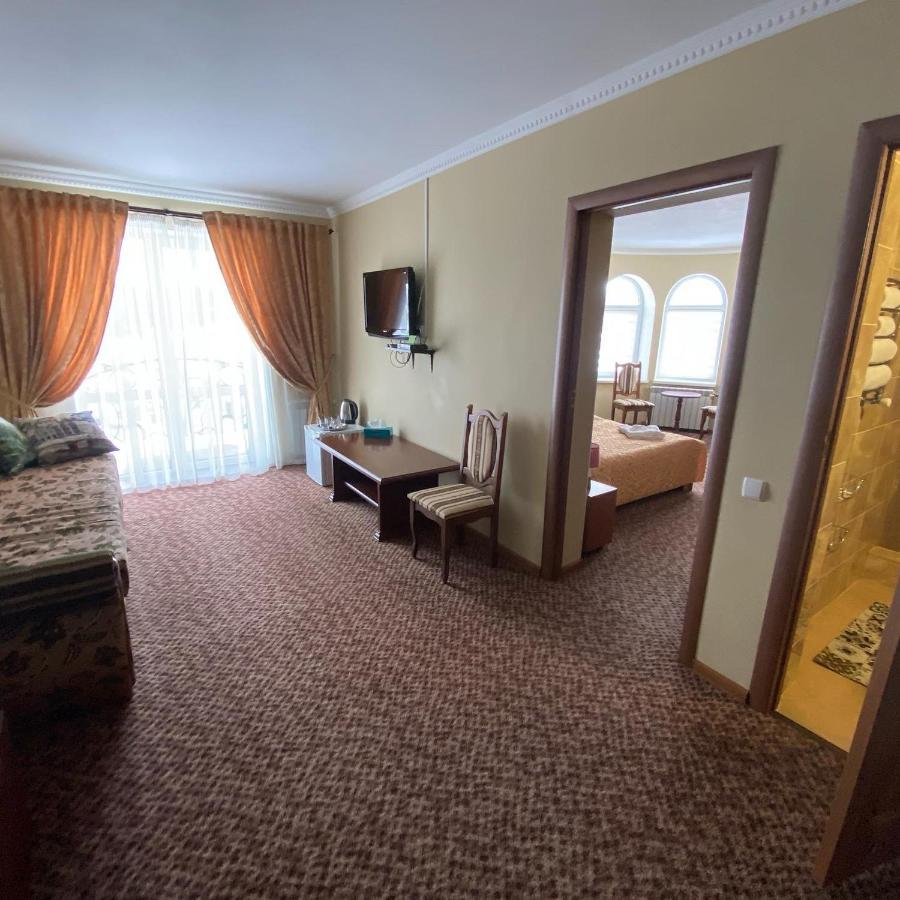 Hotel Three Korony Skhidnytsia المظهر الخارجي الصورة