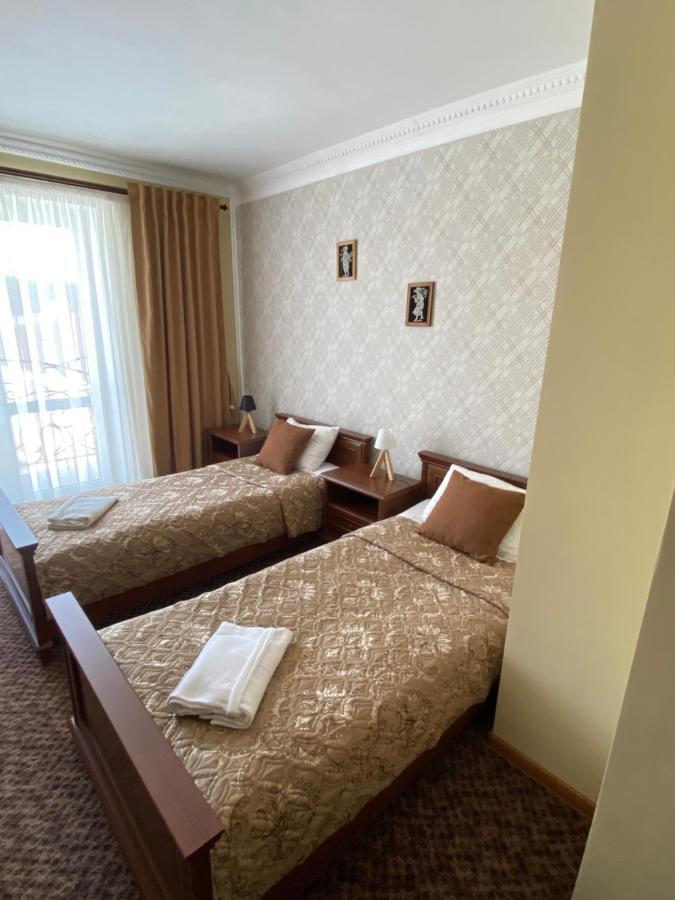 Hotel Three Korony Skhidnytsia المظهر الخارجي الصورة