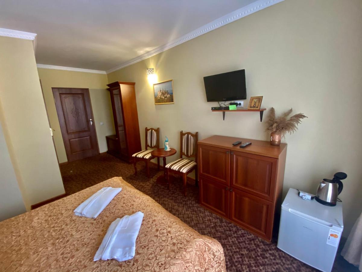 Hotel Three Korony Skhidnytsia المظهر الخارجي الصورة