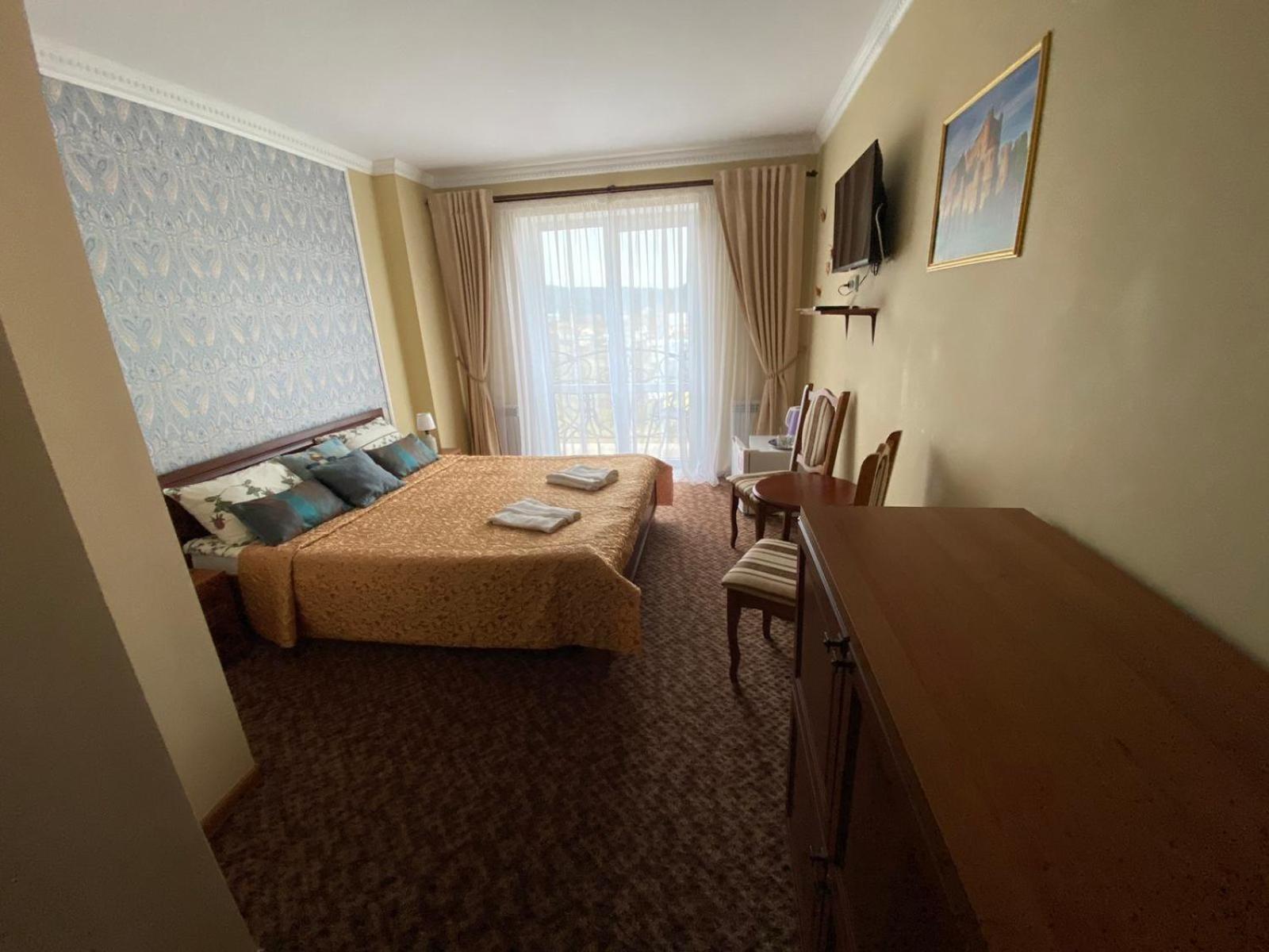 Hotel Three Korony Skhidnytsia المظهر الخارجي الصورة
