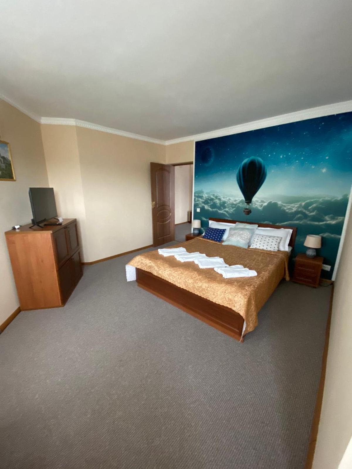 Hotel Three Korony Skhidnytsia المظهر الخارجي الصورة